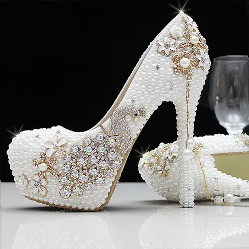 Fashion Luxury Pearls Crystals Rhinestone White ivory Wedding Shoes Size 12 cm High Heels Bridal Shoes Party Prom Women Shoes