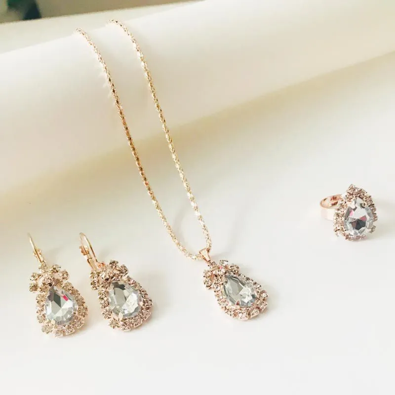 Ensembles de bijoux de chaîne de griffe de gemme ovale fine européenne et américaine collier goutte boucles d'oreilles anneau ensembles de trois pièces