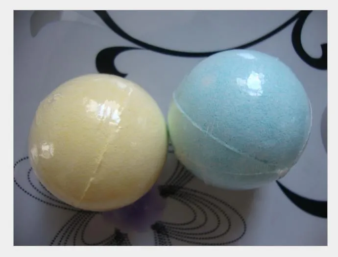 40g Random Color! Natural Bubble Bath Bomb Ball Essential Oil Handmade SPA Bath Salts Ball Fizzy Christmas Gift for Her