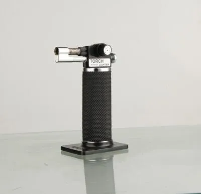 Scorch Torch Allume-cigare 2500F Micro Butane Briquet avec flammes à jet coupe-vent, Premium Black 1300c Celsius Jet Torch Briquet