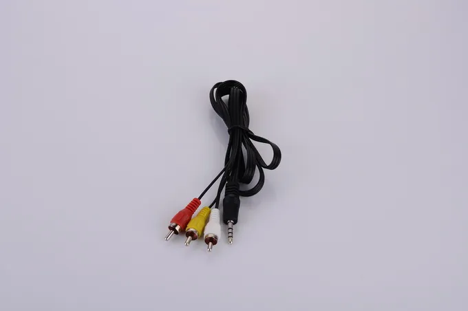 3,5 mm jackplugghane till 3 RCA -adapter O AUX CABLE VIDEO AV CORD för DVD Player Recorder HIFI VCR TV Stereo cirka 112CM4285439