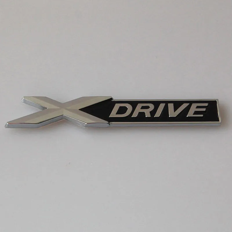 Emblème de queue en métal 3D de voiture de haute qualité autocollants X-Drive 2 pièces par lot pour la série BM ** de voiture d'allemagne