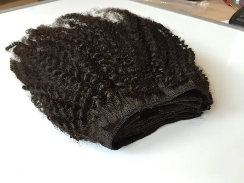 Clip nelle estensioni dei capelli afro riccio crespo 100% capelli umani di Remy brasiliana superiore prodotti i capelli con le clip in 120g 8 '' - 24 '' di colore naturale