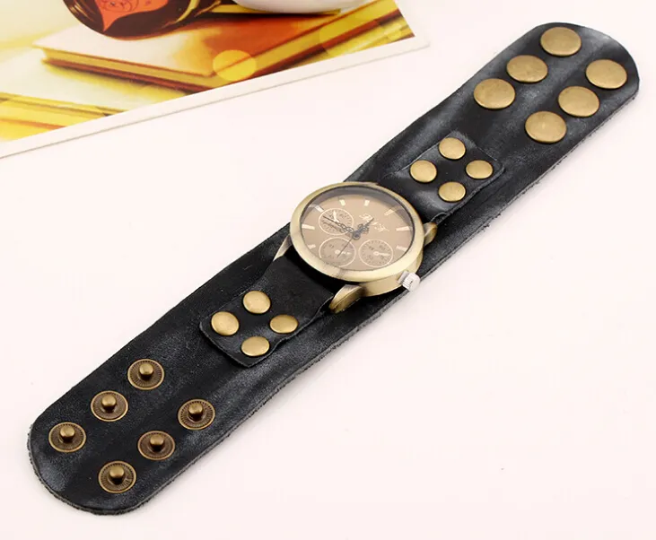 Fashion men's leather bracelet watches 40 mm punk atmospheric retro leather bracelet