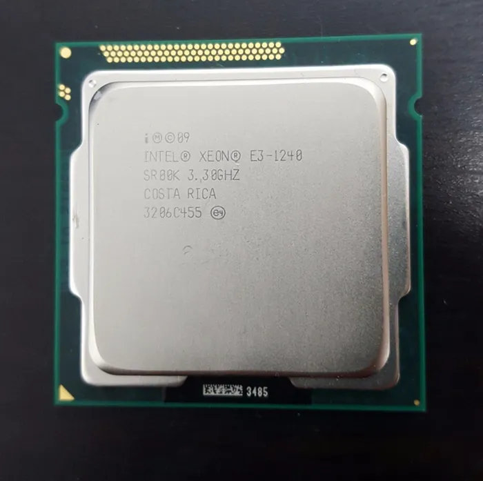 Intel Xeon E3-1240 3.3GHz SR00K 쿼드 코어 8M 캐시 LGA 1155 CPU 프로세서 E3 1240