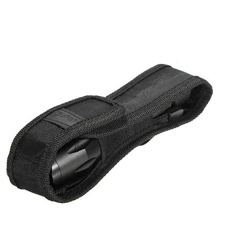 Neue schwarze Nylon-Gürtel-Holster-Cover-Beutel für Ultrafire C8 E6 E17 A100 501B 502B LED-Taschenlampe Fackel 301 303 Laserstift DHL Kostenlose Lieferung