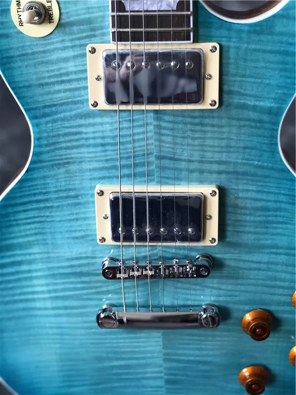 새로운 사용자 지정 샵을 방문하십시오 blue 커스텀 일렉트릭 기타는 푸른 색으로 원래의 우드 컬러 백, 로즈 우드 핑거 보드, 핫 세일즈 기타 라