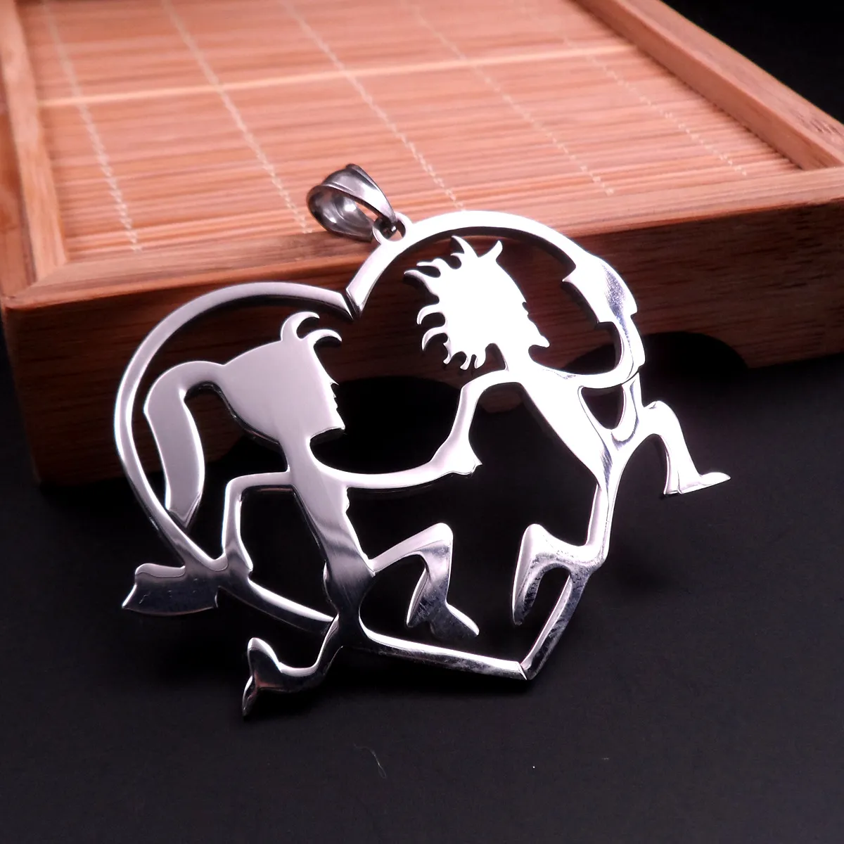silver ICP Jewelry large Stainless Steel craziness Hatchetman Hatchet women Juggalette Heart Pendant with 3mm 30 inch box chain Necklace