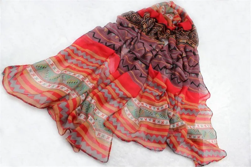 Novelty Vintage Bohemian Lady Voile Soft Silk Kvinnor Scarf Stor Strand Wraps Sjal Scarves Pashmina Cape Red / Blue 175 * 85cm Gratis frakt