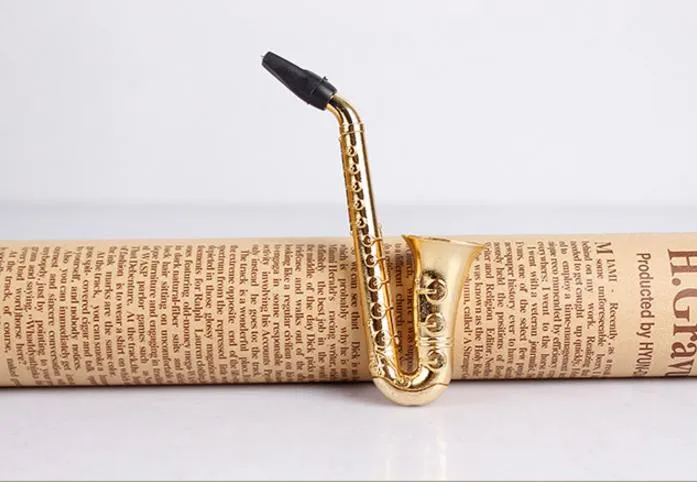 Novel Creative Suction Card with A Mesh Set of Metal Pipe Gold-plated Saxophone Filter Cigarette Holder Smoking