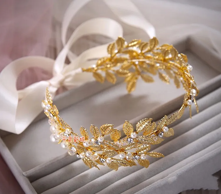Op voorraad 2015 Gouden Olive Branch Bruiloft Hair Piece Rhinestones Crowns Tiaras Haaraccessoires