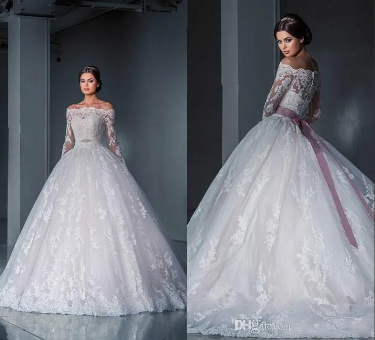 Elegante Ballkleid-Spitze-Brautkleider 2016, schulterfrei, lange Ärmel, transparente Illusion, Kapellenschleppe, Applikationen, Perlen, Brautkleider