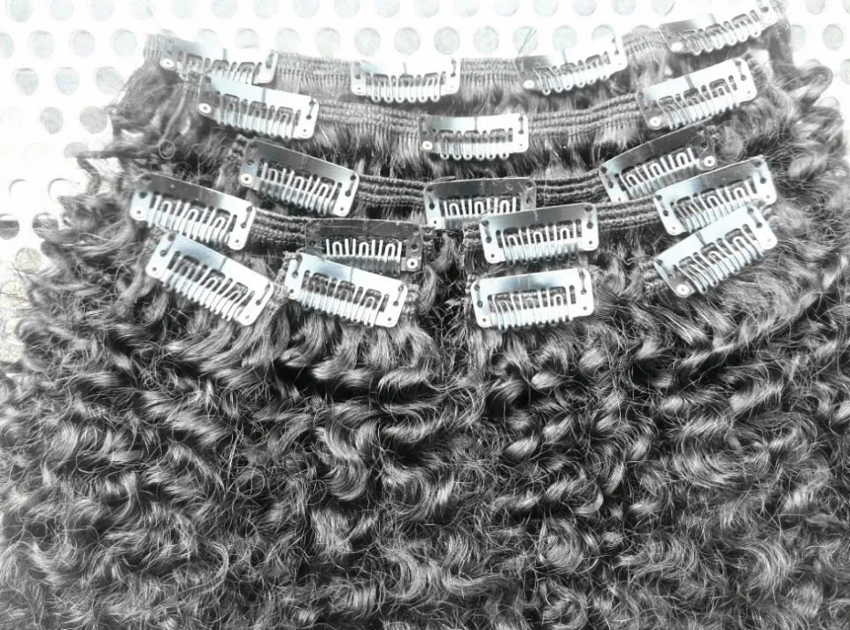 Clip rizado de la Virgen humana brasileña en extensiones de cabello Sin procesar Color negro / marrón natural / set Afro Kinky Curl