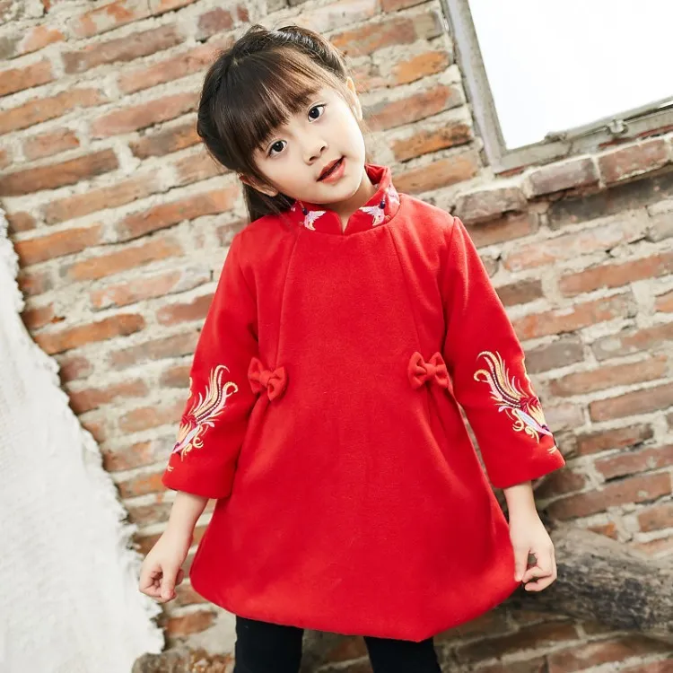 Estilo chinês Meninas Cheongsam Vestidos Bordados 2018 Outono Inverno Ano Novo Vestido Crianças Roupas de Bebê Roupas de Menina Roupa Das Crianças Grossas