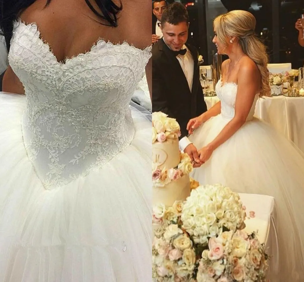 2016 Moderne Pas Cher Robe De Bal Robe De Mariée Chérie Dentelle Appliques Longue Tulle Puffy Balayage Train Plus La Taille Formelle Robes De Mariée Vestidos