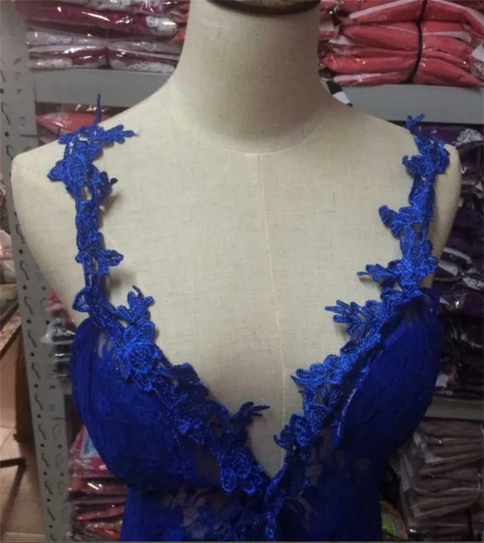 Suknia wieczorowa V-Neck Z Długim Rękawem Backless Wysokiej Jakości Custom Made Mermaid Royal Blue Koronki Formalna Piętro Długość Sexy Moda Długie Suknie Prom