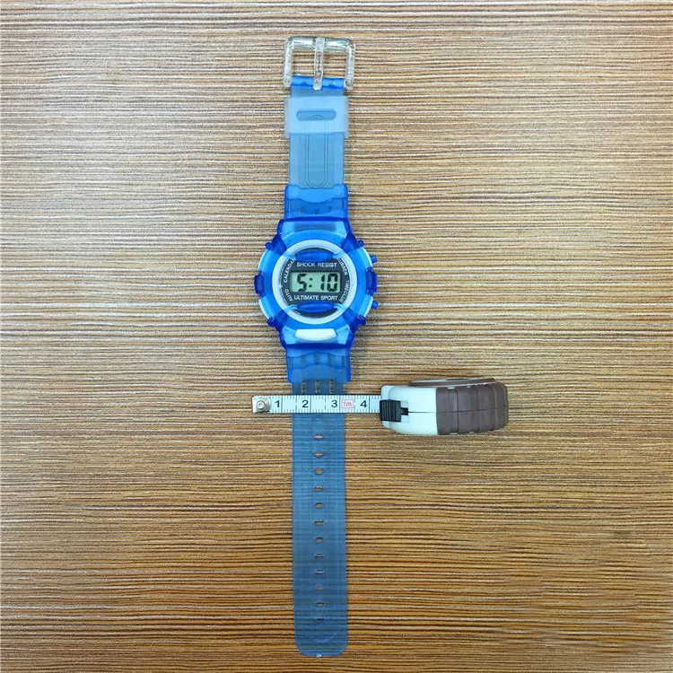 カジュアル腕時計新しいファッションゼリー時計 Daliry 生活防水屋外スポーツ漫画腕時計男の子女の子の子供のデジタル腕時計