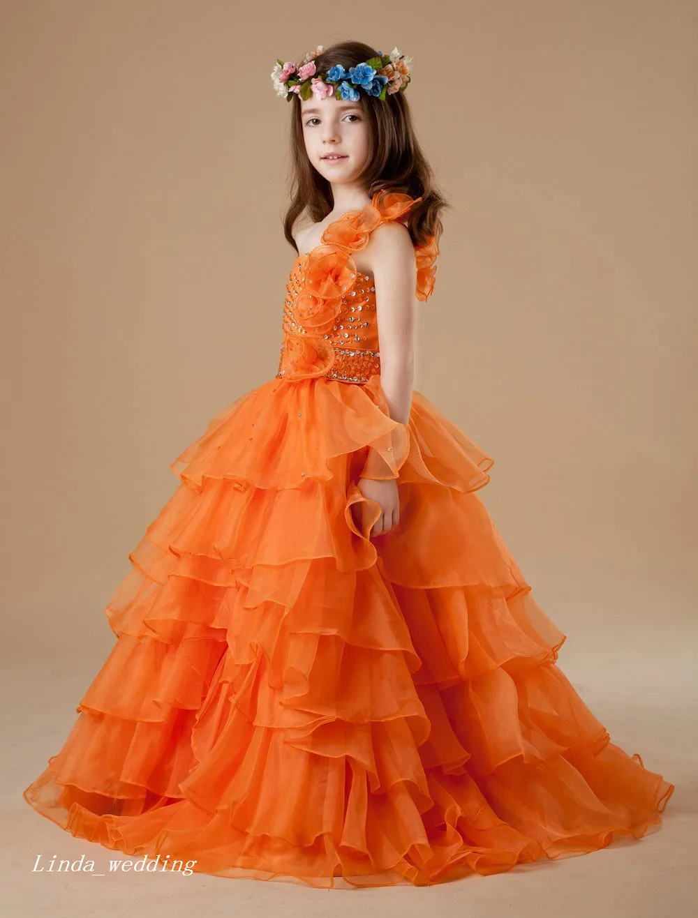 Princess Ball Gown first communion dress in Cute Orange for Little Girls - Perfect for Pageants, Proms, and Parties