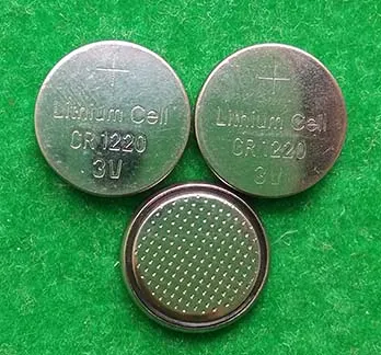 Pile bouton au lithium CR1220 3V pile bouton pour montres lumières 2000 pcs/lot