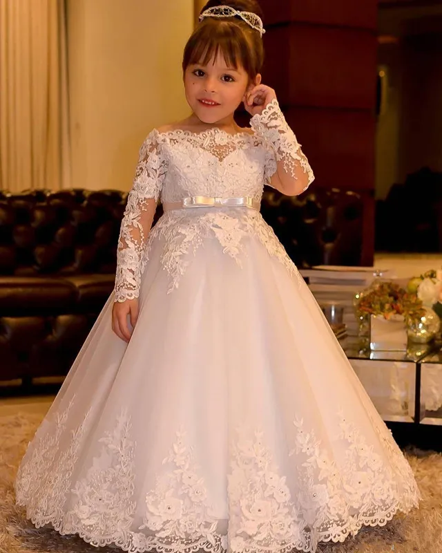 Belles robes de filles de fleurs en dentelle pour mariage 2020 robe de princesse à manches longues avec dentelle sur l'épaule perles enfants vêtements de cérémonie