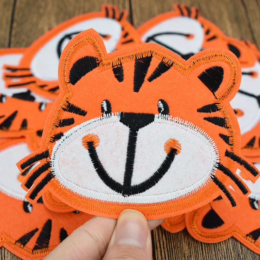 10 Stück niedliche Tiger-Cartoon-Patches für Kleidung, Taschen, zum Aufbügeln, Transfer-Applikations-Patch für Jeans, zum Aufnähen, Stickerei-Patch, DIY240s