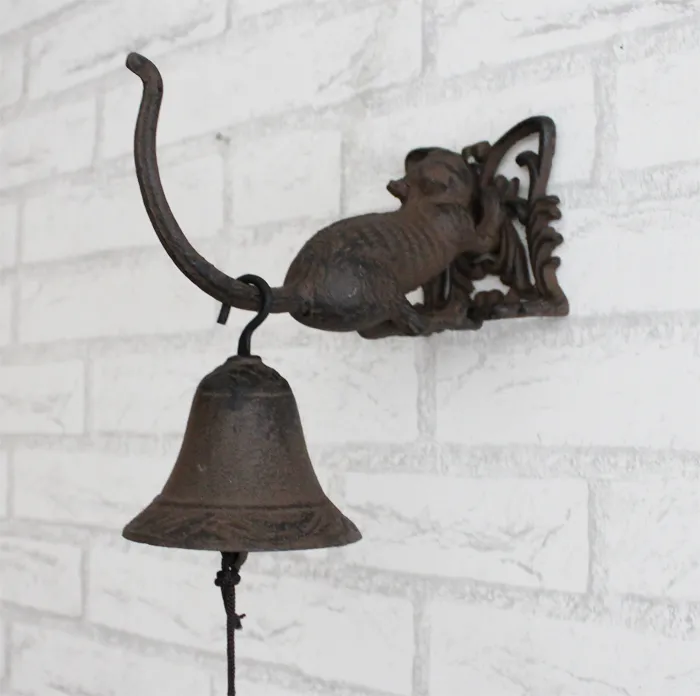 Benvenuti ai numeri elencati in ferro battuto campane di gatto rustico marrone antico retrò cena campana giardino di casa patio parete porta decorazione campana