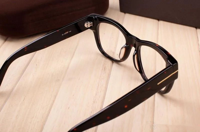 Men de lunettes optiques Frame Tom 5040 Brand Designer Plank Big Frame Eyeglass Frames For Women Retro Myopia Eyeglasss Cames avec 1077400
