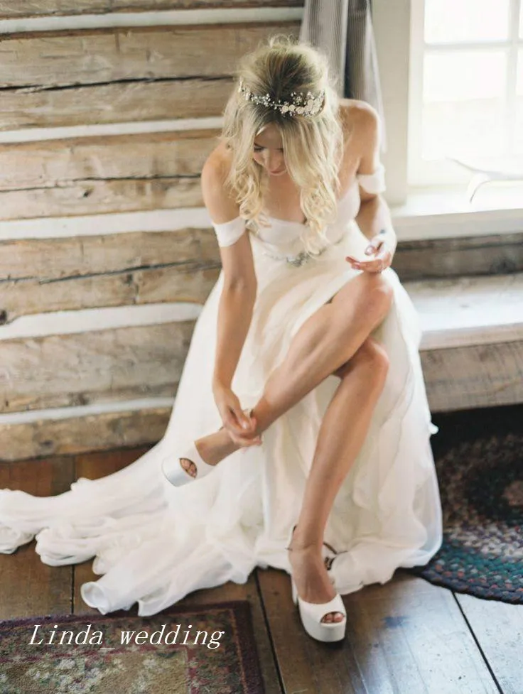 2019 Boho Beach Wedding Dresses High Quality A Line Off Shoulder Floor Length Long Bohemian Women Wear Bridal Party Gowns