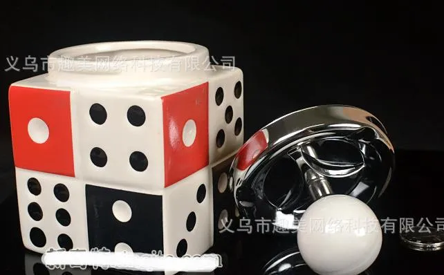 Dice Ceramic Ashtray ---- Glass Glass Bongs Water Pipe Grube Pyrex Mini Heady Liquid SCI Rura wodna, Kolor Dostawa losowa