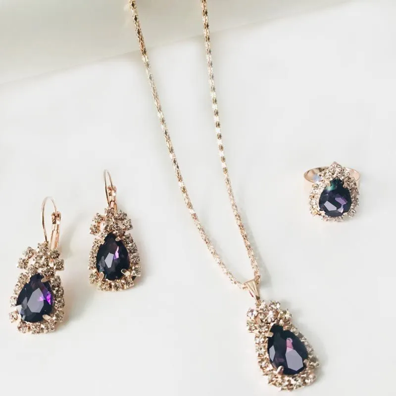 Ensembles de bijoux de chaîne de griffe de gemme ovale fine européenne et américaine collier goutte boucles d'oreilles anneau ensembles de trois pièces