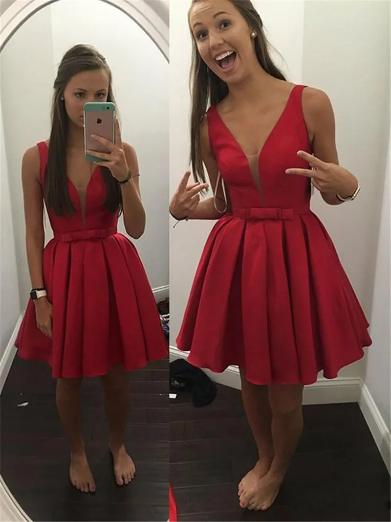 2017 Barato Sheer Profundo Decote Em V Curto Wed Convidado Cocktail Dresses Cetim Vermelho Drapeado Espartilho Formal Especial Prom Party Vestidos