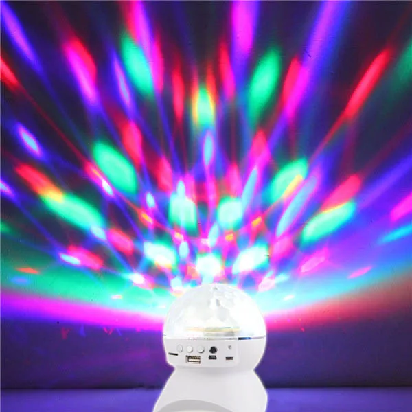 USB / TF / FM radyo ile Kontrolör RGB LED Kristal Sihirli Topu Etkisi Işık DJ Kulübü Disko Parti Aydınlatmalı Bluetooth Hoparlör Sahne Işıkları