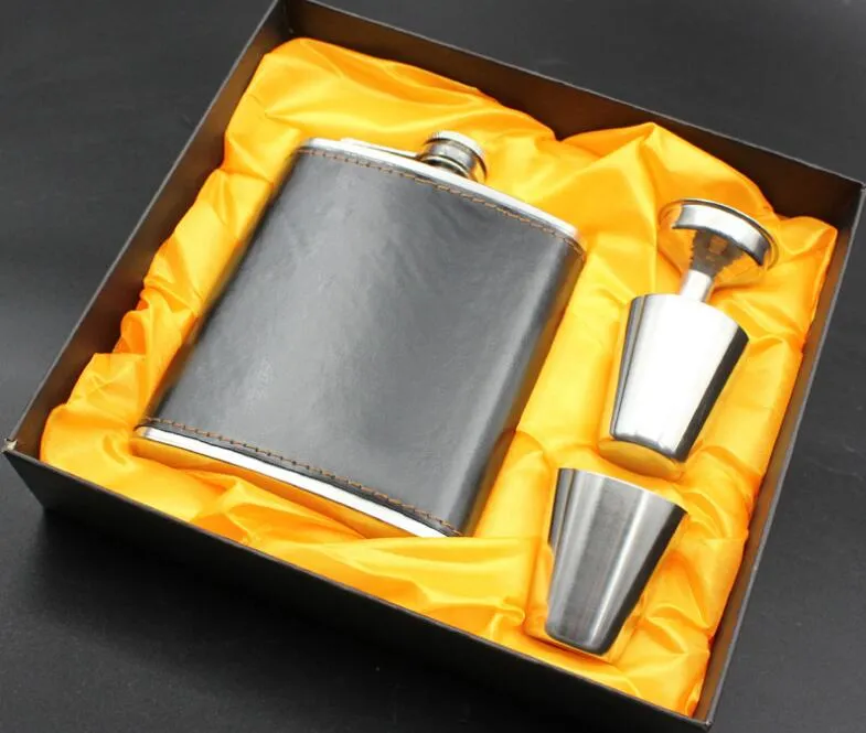 7oz Stainless Steel Hip Flask Set With PU Cover Two Cups Funnel Portable Outdoor Whisky Stoup Wine Pot Alcohol Bottles With Retail Box