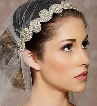 2019 New Bridal Headbands Wedding Bridal Rhinestone Crystal Ribbon Tie Back Bridal Hair Fascinators Accessories Princess Modest Fa1840689