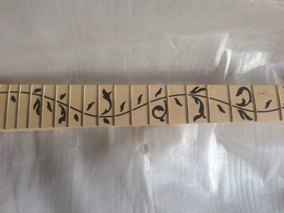 24 trastes embutidos Árvore Preto da Vida Maple Guitarra Elétrica Pescoço Maple Fingerboard Peças de Guitarra Musical Instrumentos Acessórios