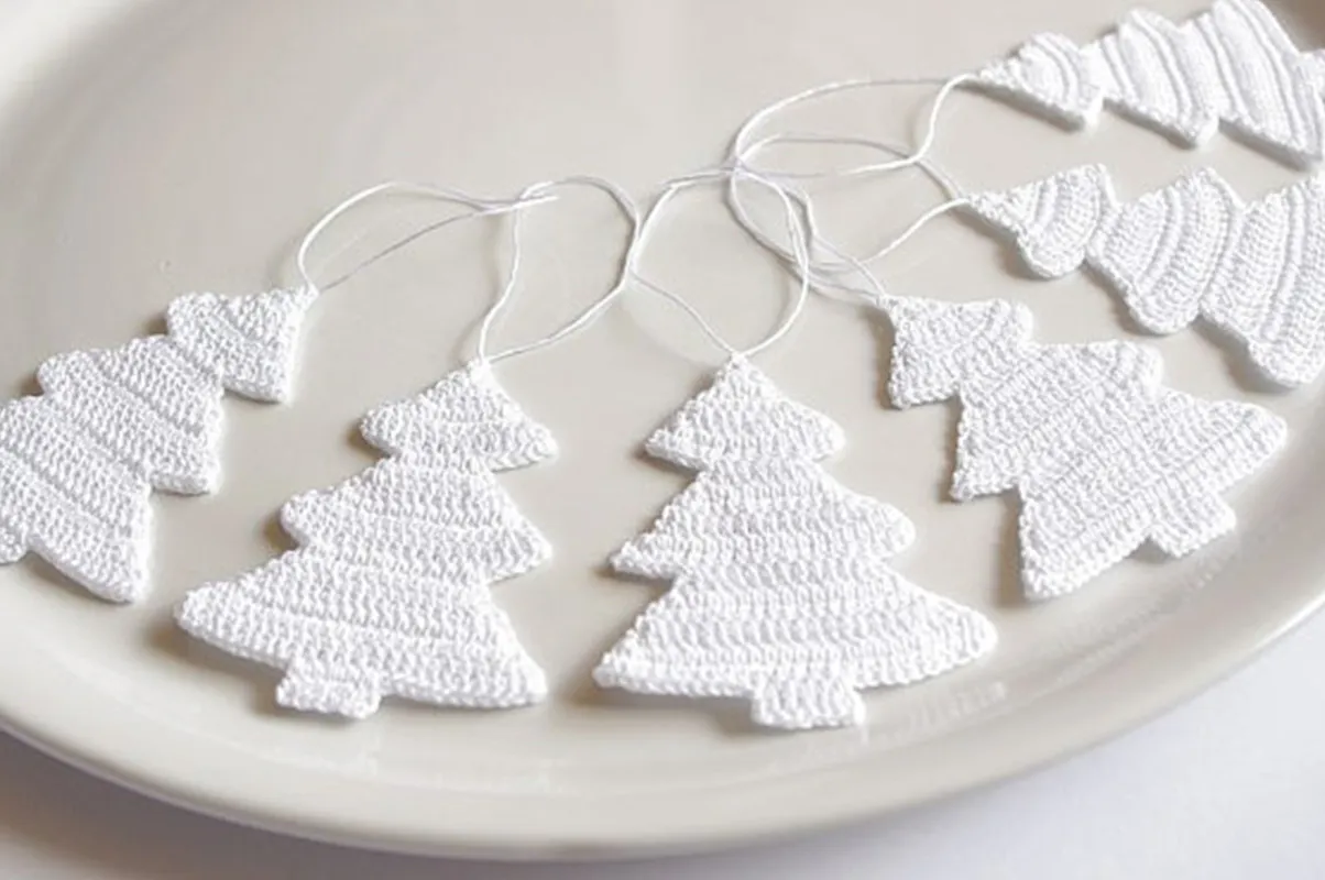 $ 9.99 enfeites de Natal branco - Crochet decorações de Natal - árvore de Natal de suspensão conjunto de 12