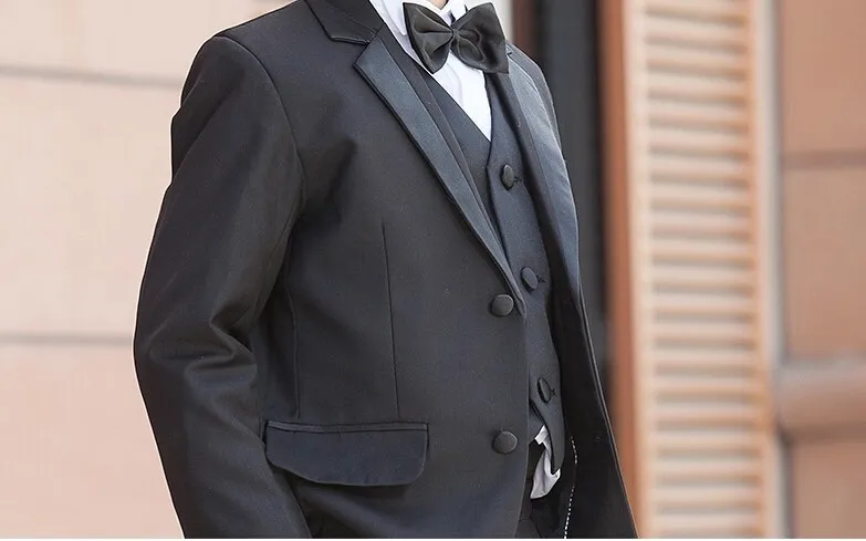 2015 جديد أزياء الاطفال الصبي البدلة الأسود الصبي الزفاف البدلة الرسمية طفل رضيع السترة البدلة 5 قطعة f 1018