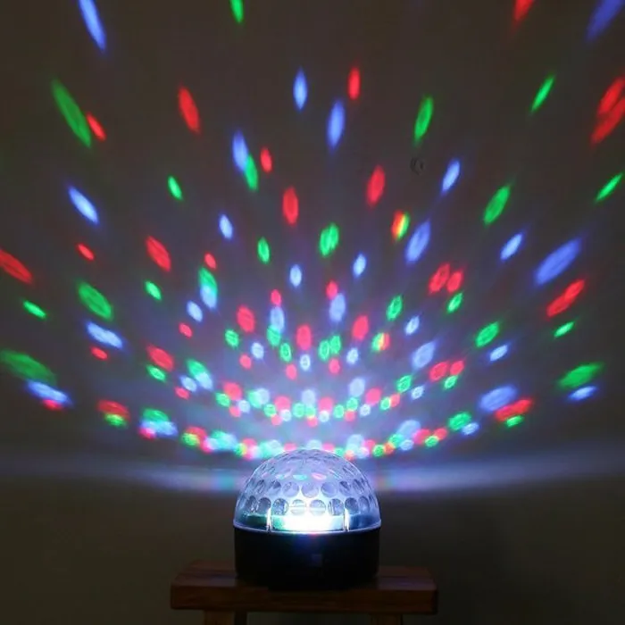 DHL Spedizione gratuita nuovo arrivo RGB LED ad attivazione vocale Crystal Magic Ball laser DJ party Stage Lighting lampadina Effetto mini lampada da palcoscenico 10