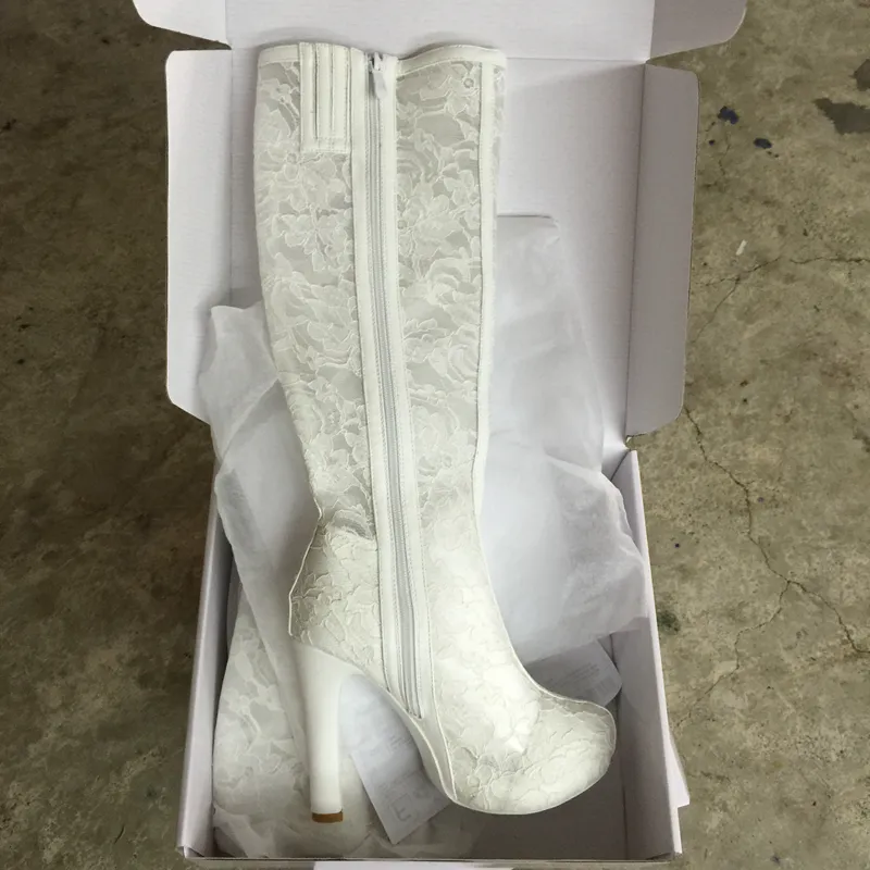 2016 Image réelle femmes bottes en dentelle, plus la taille mode dames bottes de fête fermeture éclair mode femmes botte blanc dames chaussures nouvelle arrivée Plu326s