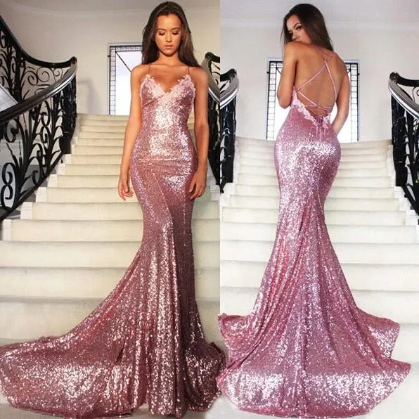 Tanie Sexy Sparkly Rose Różowe cekiny Prom Suknie Czarna Cekinowa Koronka Syrenka V Neck Criss Cross Back Długie Formalna Wieczór Page Conner Party Suknia