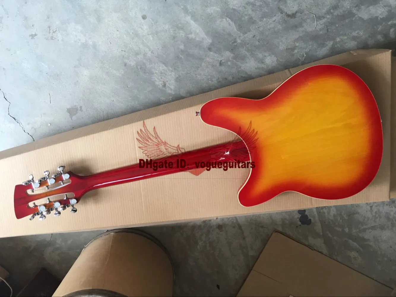 Cherry Burst 12 Strings 3 Pickups Guitarle elettrica 325 330 Guitatura intera di alta qualità9652970