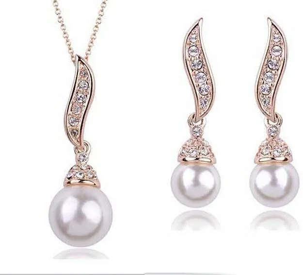 High Quality Romantic Gold/Silver Plated Freshwater Pearl Angel Wings Necklace/Stud Earrings Bridesmaid Jewelry Sets For Women