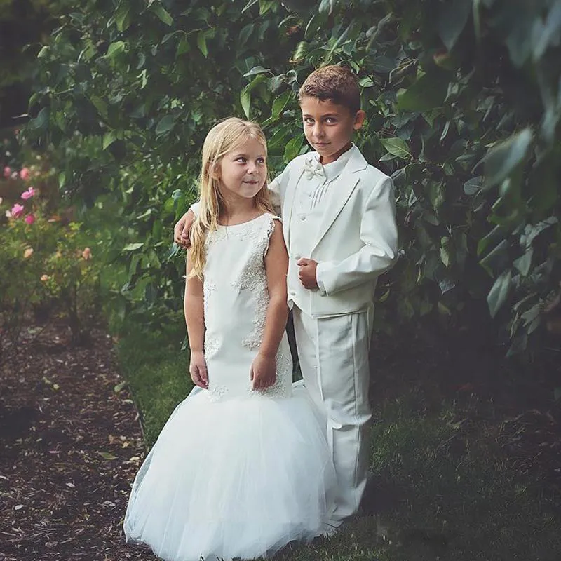 Weiße Meerjungfrau-Blumenmädchenkleider 2018, Spitzenapplikationen, rückenfrei, Mädchen-Festzug-Kleider, Hochzeit, Baby-Geburtstags-Partykleid, günstig