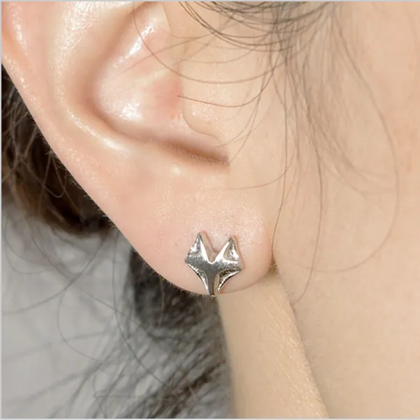 fashion women's stud earrings fox head wholesale zinc alloy earring ssilver plated women