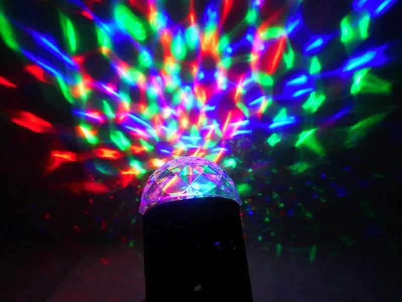 Luce da discoteca colorata DMX 3W DJ LED Auto rotante a testa mobile Luce da palcoscenico RGB Sera di cristallo lights232u