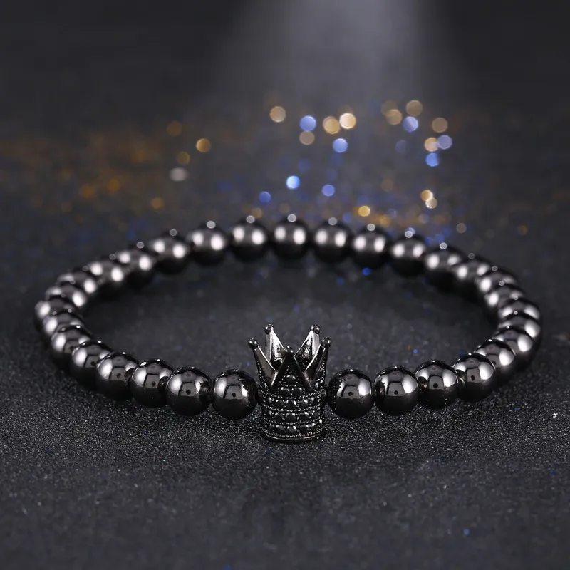 Hot Sale Metal CZ Zirconia 4 Clors King Crown Charm Armband Män Dull Polska Bead Armband för Kvinnor