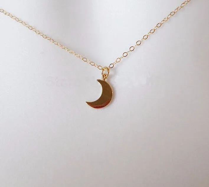 - 18k gold plated necklace simple fashion sexy small moon pendant necklace gift for women wholesale 