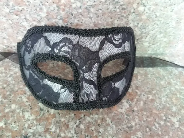 Venetianska Mystiska Brocade Lace Mask Kvinnors Venetianska Pretty Costume Balls, Prom, Mardi Gras Masquerade Eye Mask Accessor svart röd vit