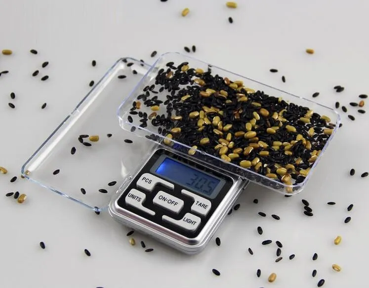 Mini elektronisk fickvåg 200 g 0,01 g smycken Diamond Scale Balance Scale LCD-skärm med detaljhandelspaket