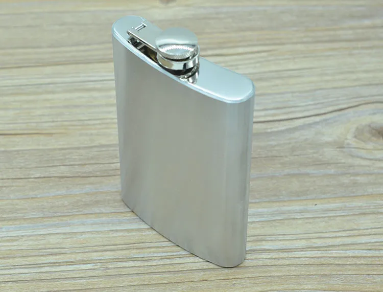 10 oz Stainless Steel Hip Flasks With Funnel Portable Flagon 8 Ounce Hip Flasks Whisky Alcohol Stoup Wine Pot Wholesale Support Logo Customized